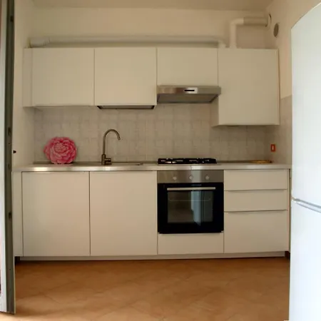 Apartment Ampi Spazi E Natura Piano Primo Azzate