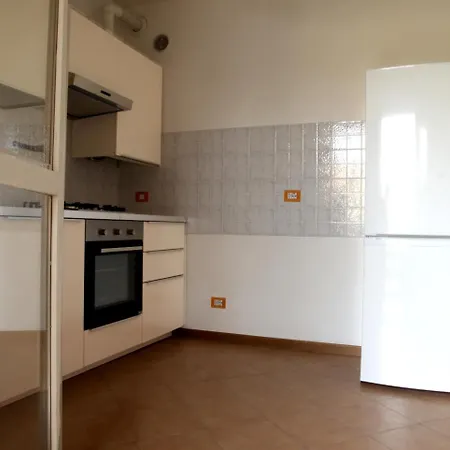 Ampi Spazi E Natura Piano Primo Apartment *
